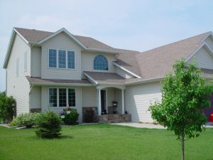 Is Steel or Vinyl Siding Better for Homes in Cheyenne WY?